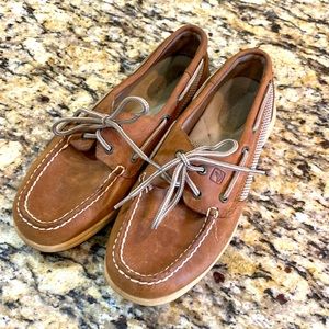 Sperry shoes. Great condition!